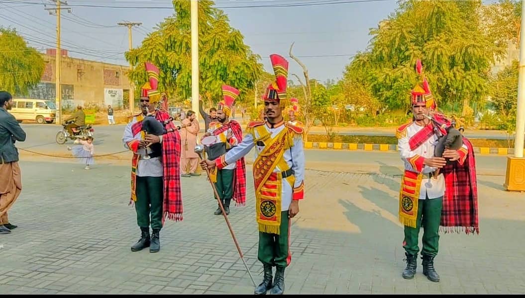 Fouji Band Party/Dhol for Mendi & barat event/Pipe band/foji band baj 0