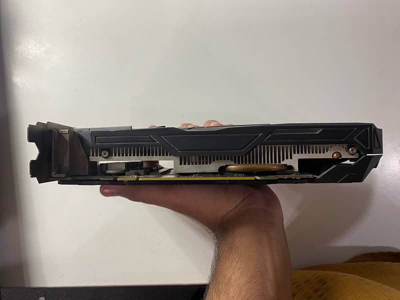 Gtx 1060 3gb GIGABYTE 4