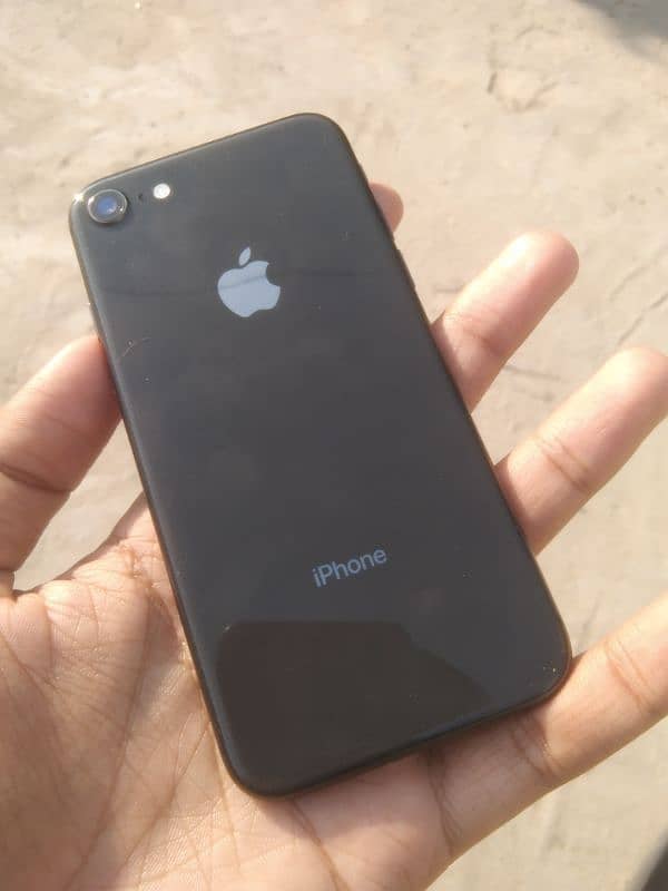 IPHONE 8 64 GB NON JV 2