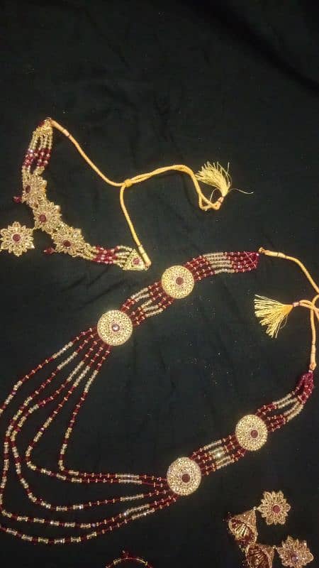barat set also casualy used 2
