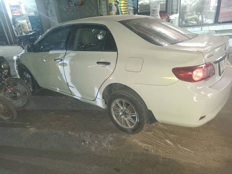 Toyota Corolla XLI 2012 3