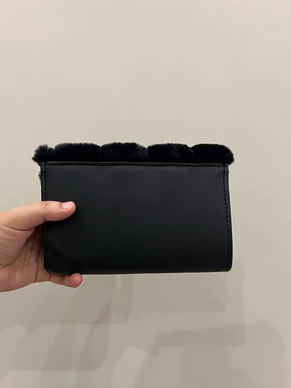 new wallets from UAE 3