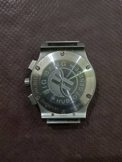 Hublot Geneve Big Bang Collection 582888 Titanium Ceramic Mens WATCH