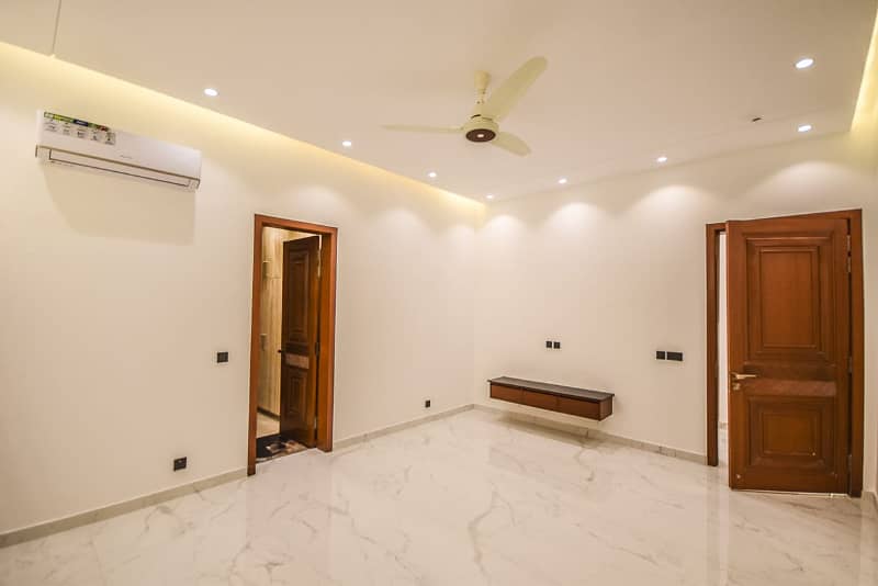 10 Marla Brand New House For Sale In Bankar Town, B block. 42