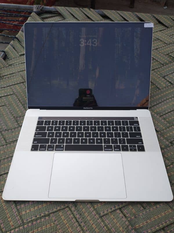 MacBook Pro 15.4" 16 GB Core i7 2