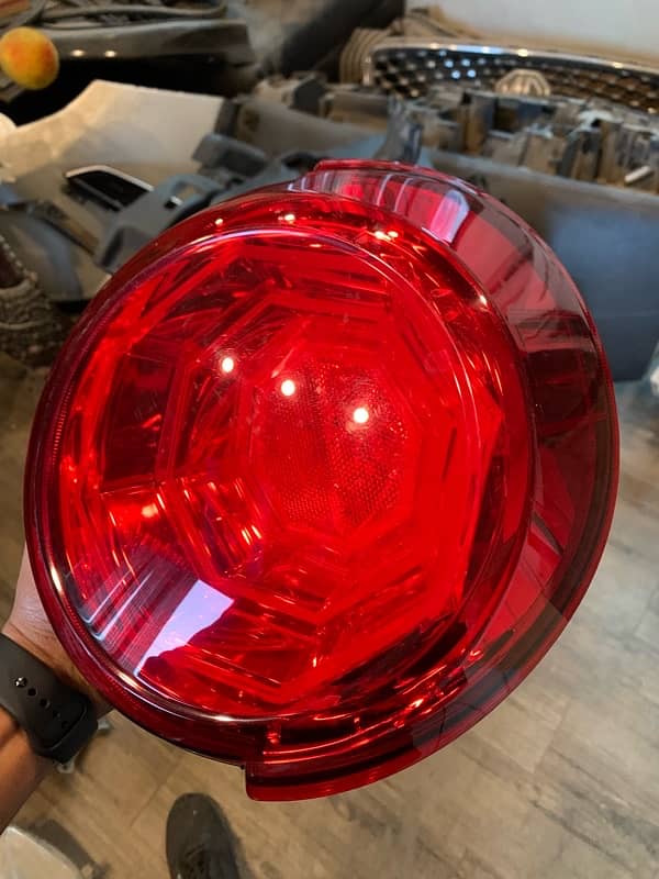 Daihatsu Cast Tail lights 0