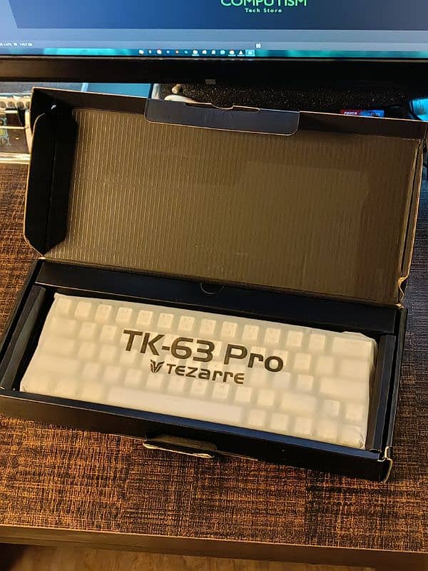 TEZARRE TK-63 Pro • Wireless Mechanical Keyboard • 60% Size 2