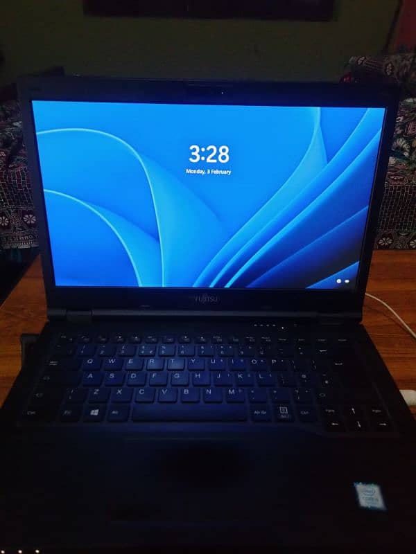 Fujitsu lifebook laptop i5 7th generation 2