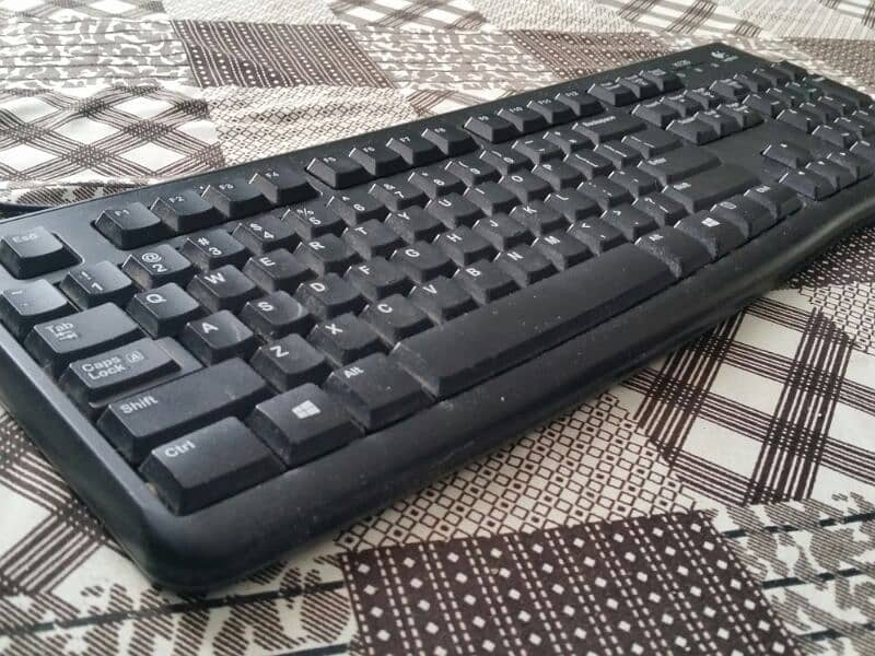 LG Keyboard for sale 1