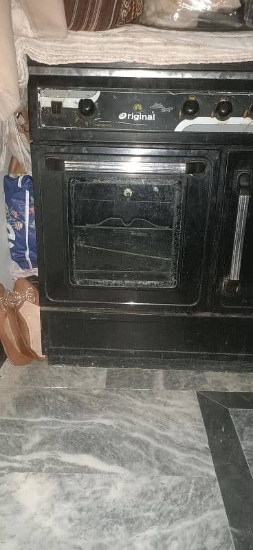 3 burner gas stove with oven + grill 1