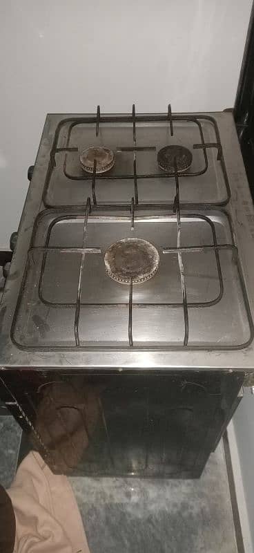 3 burner gas stove with oven + grill 7