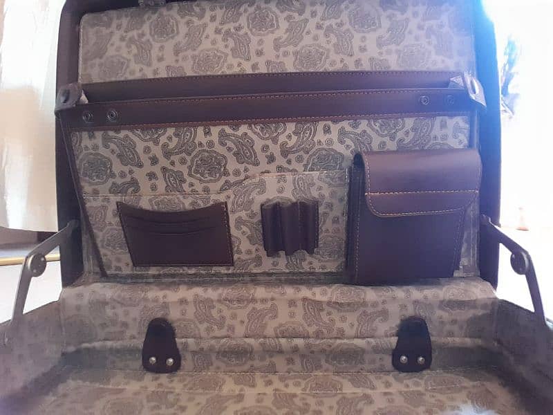 imported polestar brand new briefcase scratchless condition 6