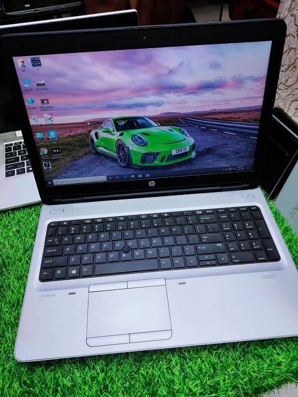 Hp 7th Generation AMD 8GB Ram Big Display 15.6 Numpad 0