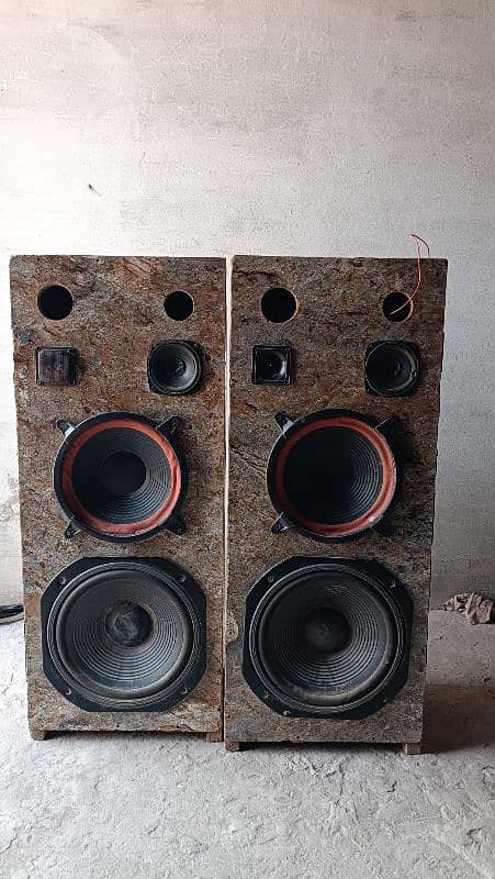 Wooden Heavy Weight Outdoor Speaker 5