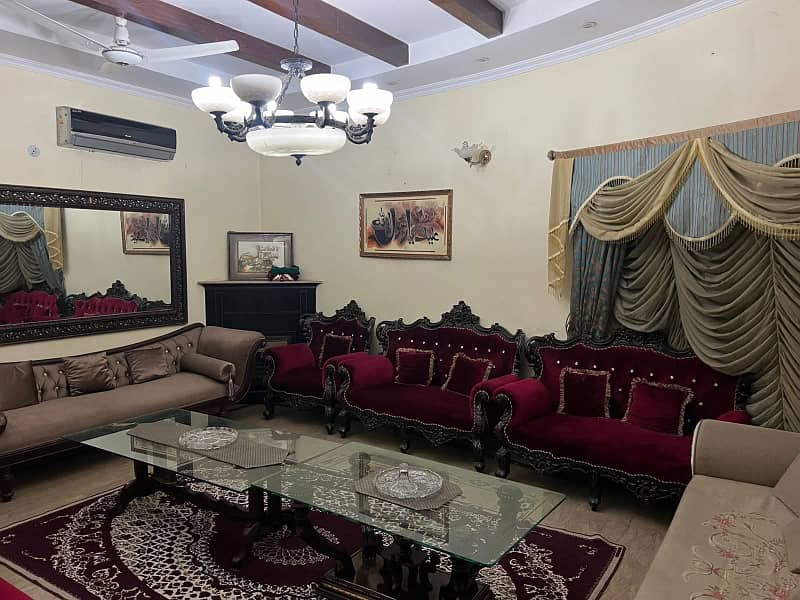 12 MARLA LOWER PORTION FULLY FURNISHED AVAILABLE FOR RENT IN BAHRIA TOWN 1