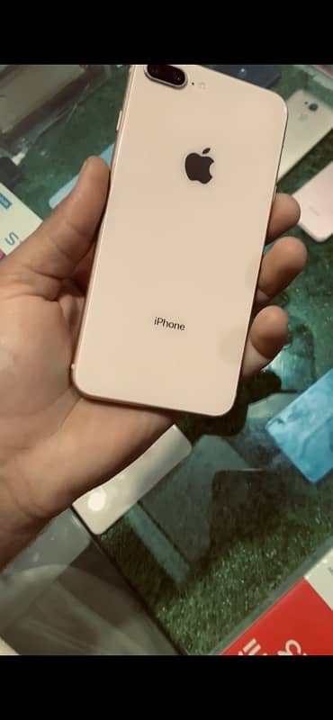 iPhone 8+ 0