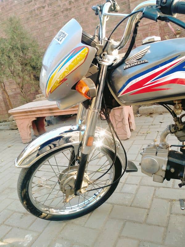 Honda Cd 70 Dream All genion guranted 3