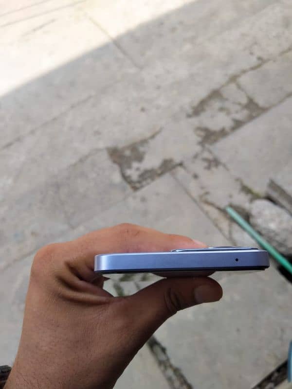 Oppo reno 11f 3