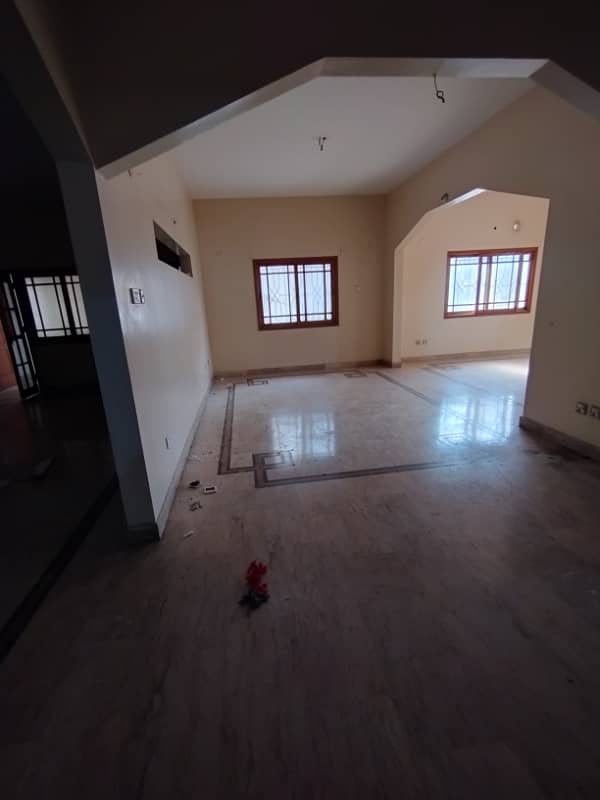 Gulshan Iqbal 13D1 portion for rent 9