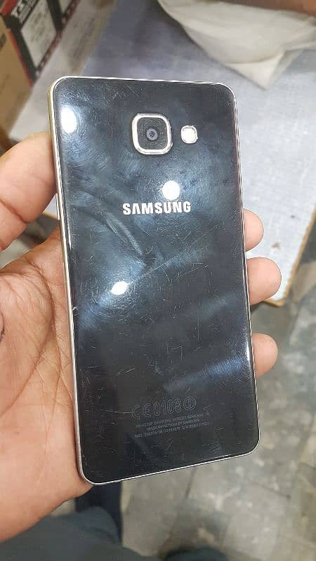 Samsung A5 2016 - Non PTA 1