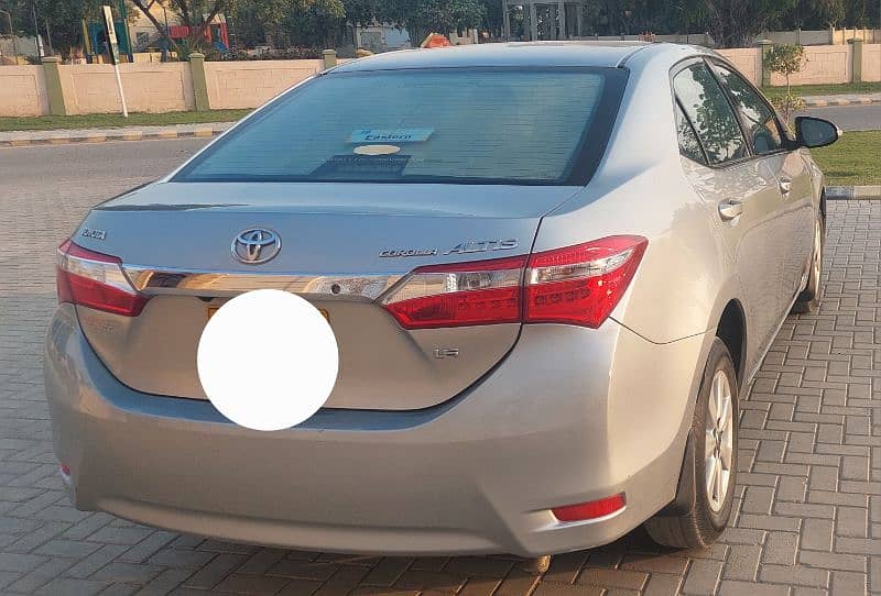 Toyota Corolla Altis 2015 3