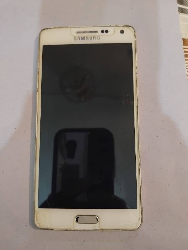 Samsung A5 mobile phone for sale 1