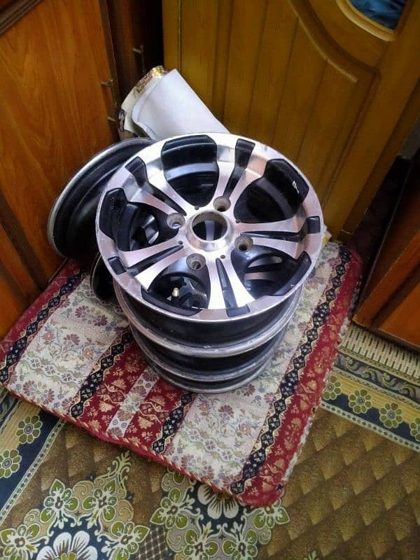 12 inch rim good condition 1