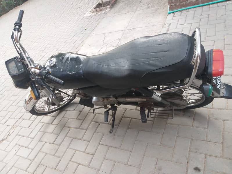 Honda CD 70 2014 for Urgent Sale 2