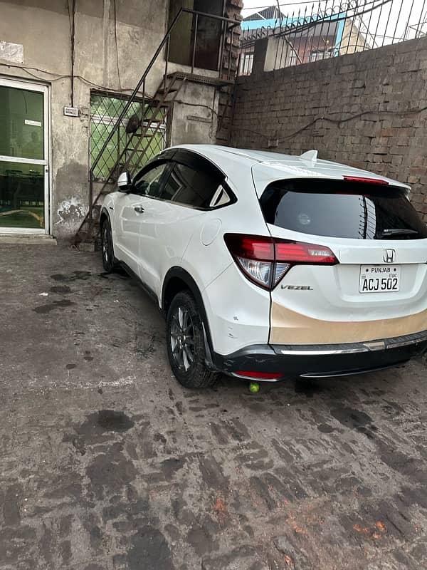 Honda Vezel 2015 15