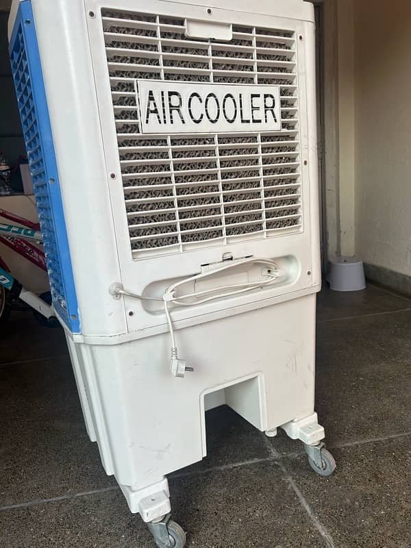 Toyo TC-960 chill mate plastic air cooler with box 5