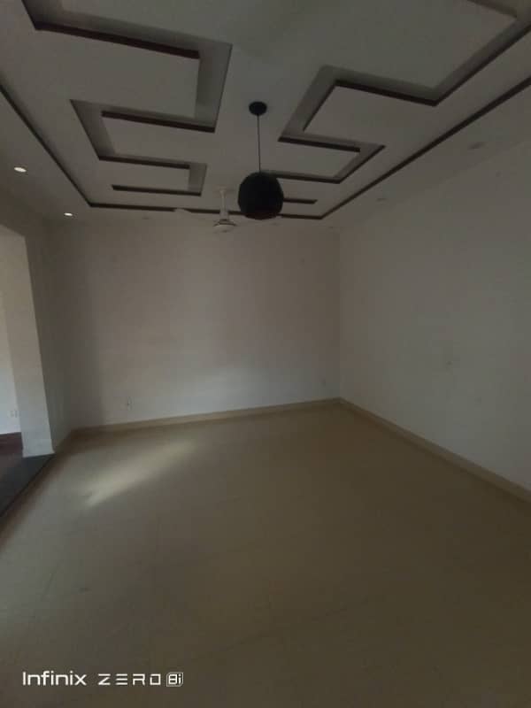 10 Marla Upper Portion Available For Rent Hot Location With Gass 11