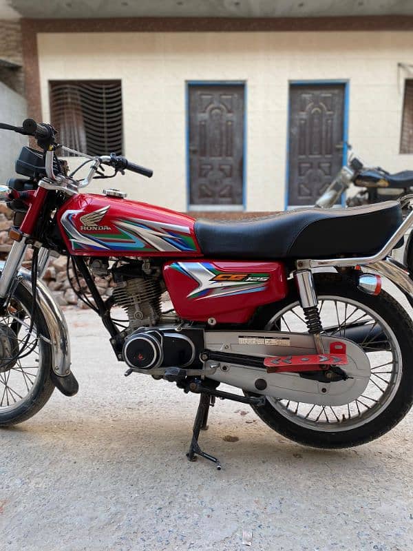 Honda 125 2023 lush condition for sale no any issue no any work requir 1