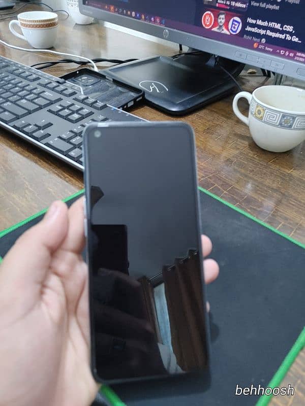 Oppo A76 5