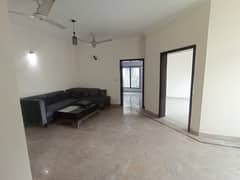 10 MARLA ( UPPER LOCK ) LOWER PORTION FOR RENT IN DHA PHASE 1