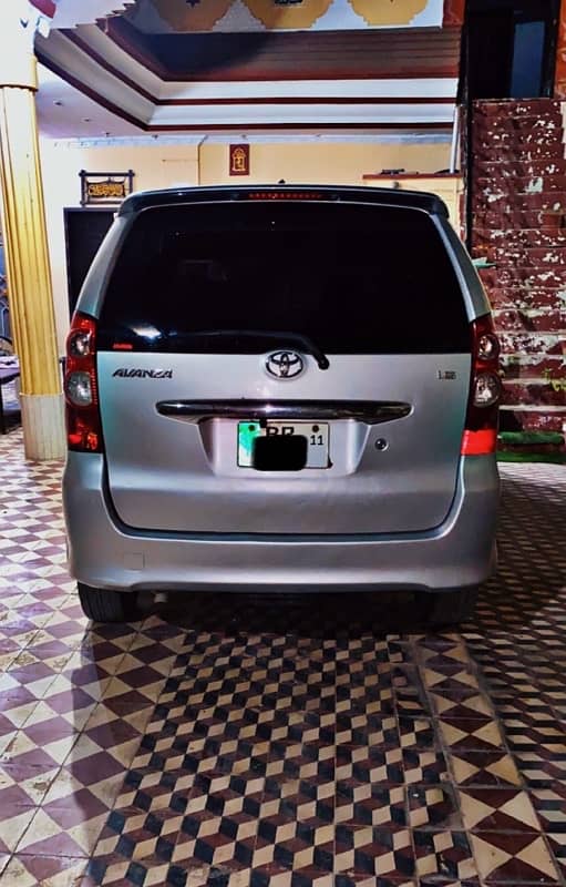 Toyota Avanza 2011 5