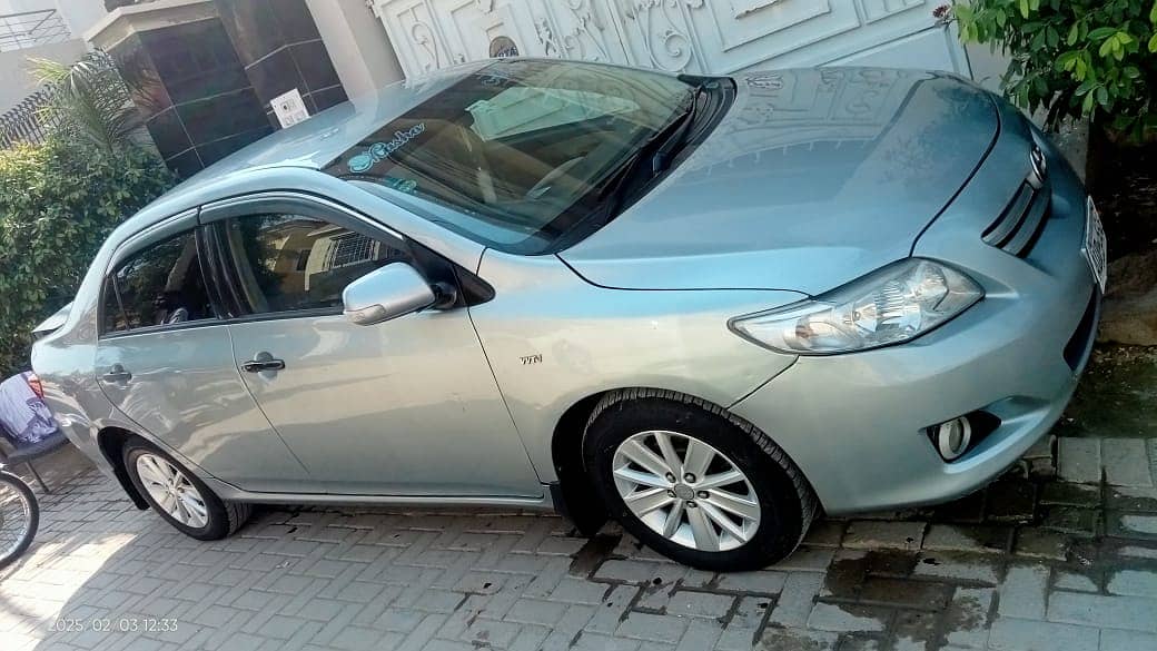 Toyota Corolla GLI 2010 1