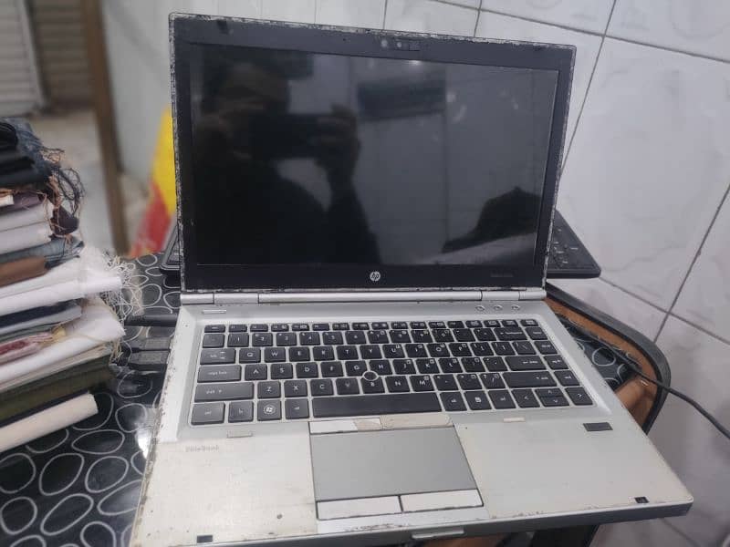 HP Laptop EliteBook 2