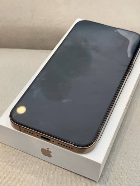 iPhone 16 Pro Max 256GB NON-PTA 2