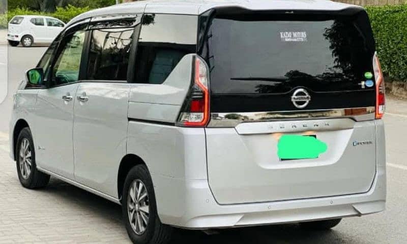 Nissan Serena Hybrid 7 Seaters Islamabad Number Like Brand New 3