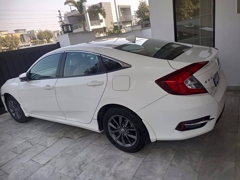 Honda Civic Oriel 2021 4