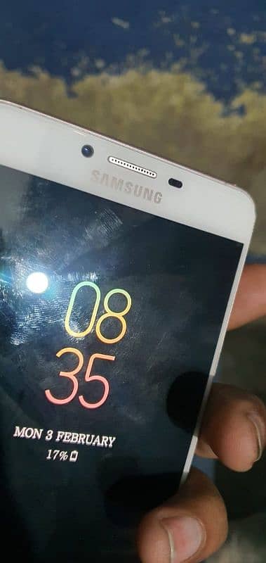 Samsung Galaxy C9 pro 2