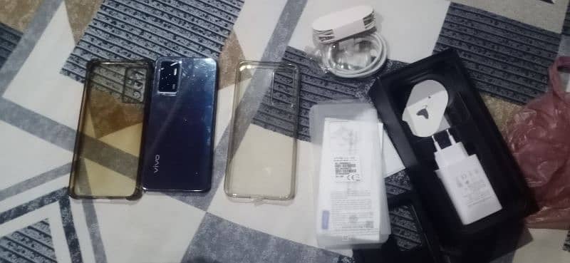 selling vivo V23e in lush condition 1