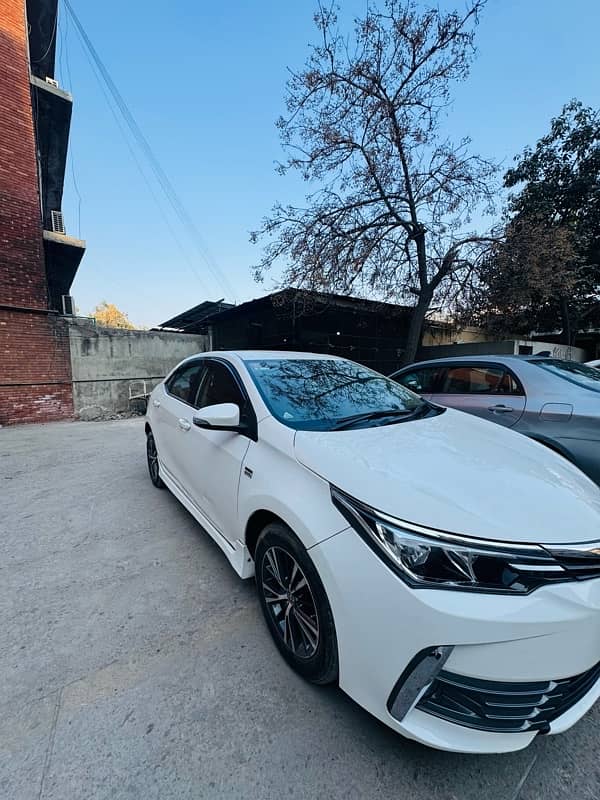 Toyota Corolla (Altis) 2019 - Automatic 2