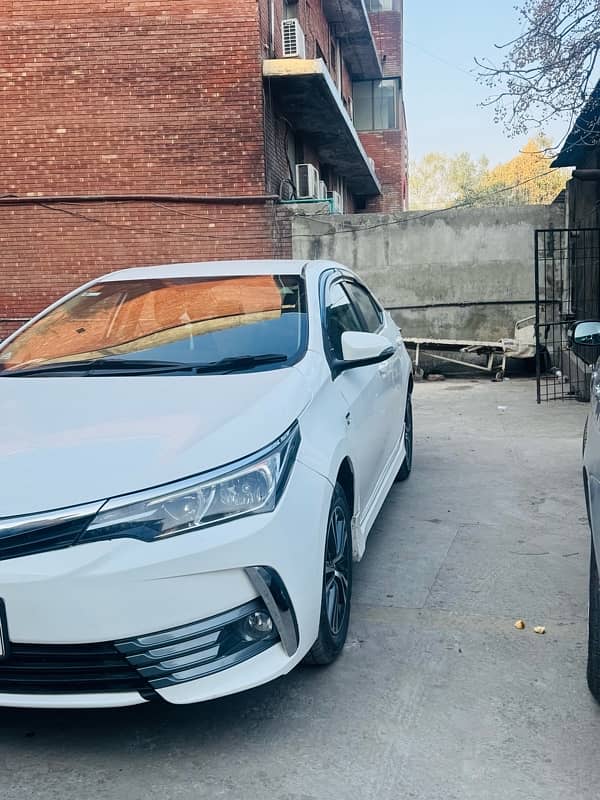 Toyota Corolla (Altis) 2019 - Automatic 3