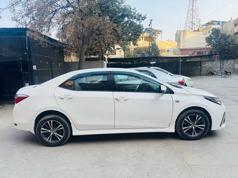 Toyota Corolla (Altis) 2019 - Automatic 4