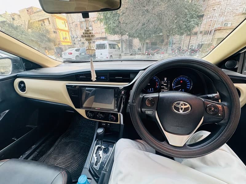 Toyota Corolla (Altis) 2019 - Automatic 10