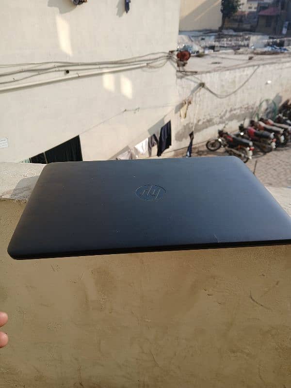 HP Core i5 5 generation 8 Gb ram 256 SSD 3