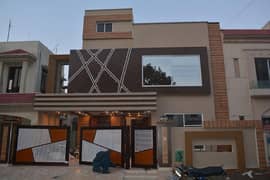 10 Marla Like New Good Condition House With Gas Available For Rent In Bahria Town Lahore.