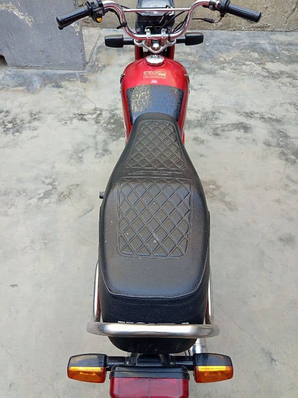 2020 Honda CD 70 All Punjab Number Good condition 4