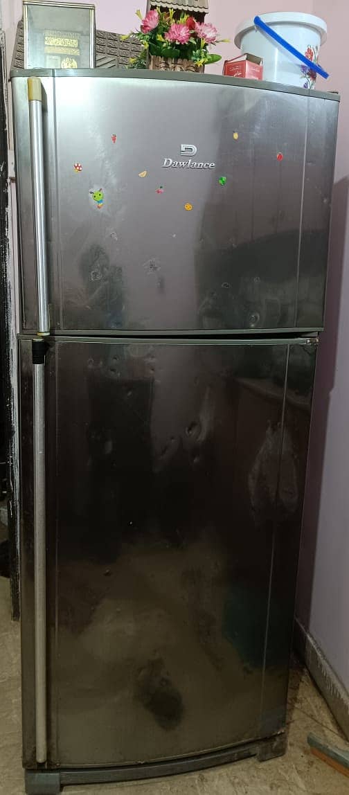 urgent sale Dawlance refrigerator 1